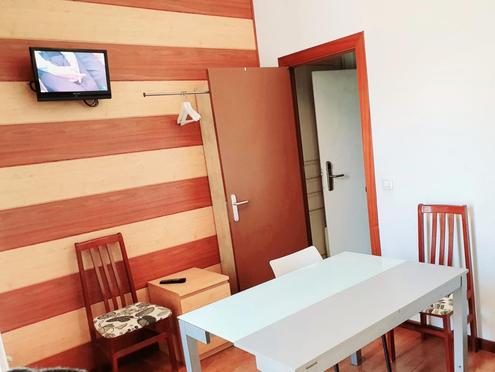 Ferienwohnung Apartamento Urgell Barcelona Exterior foto
